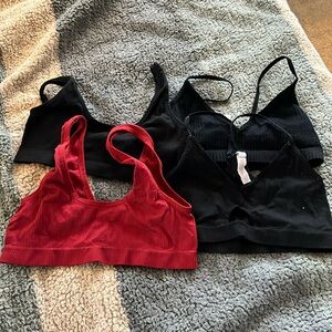 Colsie bralette lot